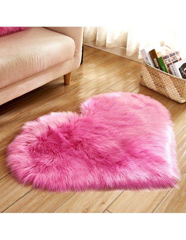 2020 popular home textile multi-functional Plush living room heart-shaped carpet antiskid mat lovely girl style 